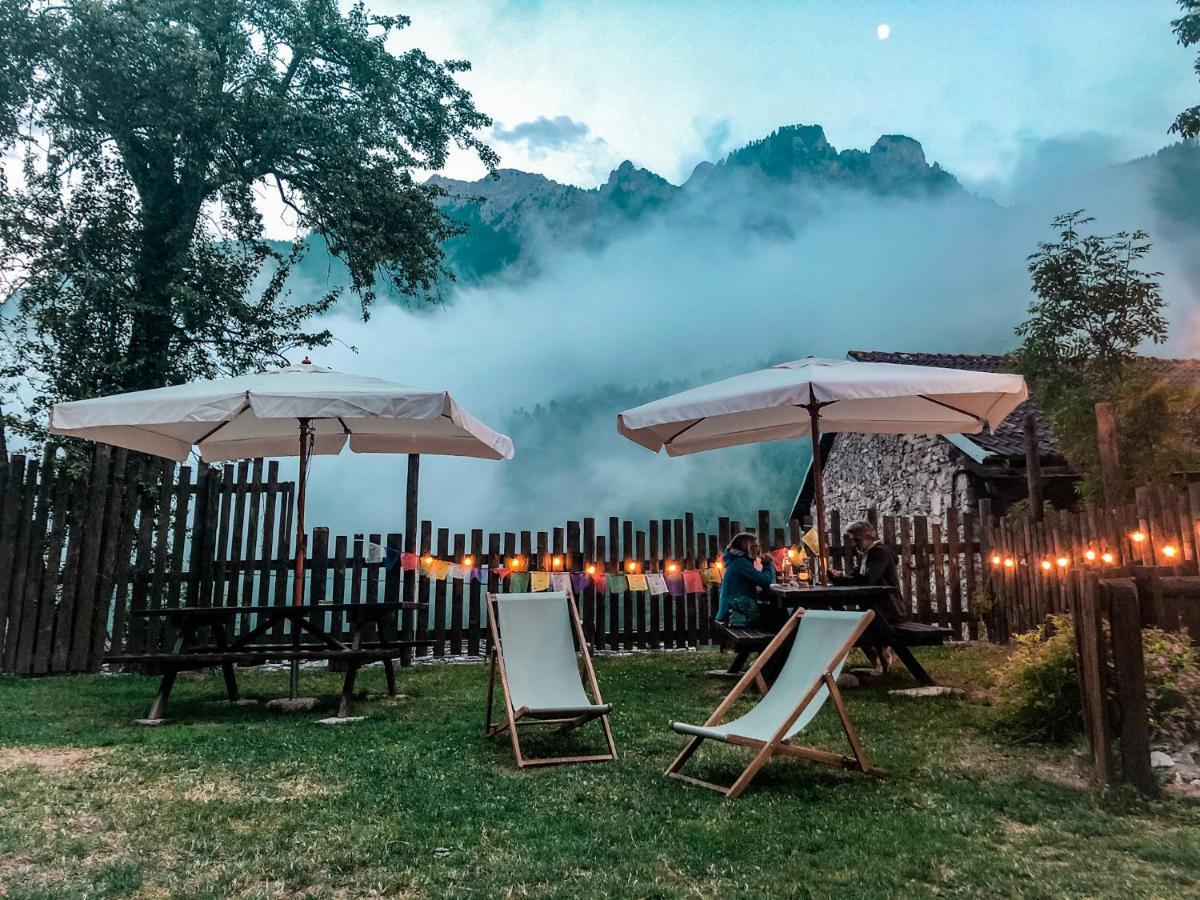 Visaisa Taverna & Foresteria Ачельо Екстериор снимка